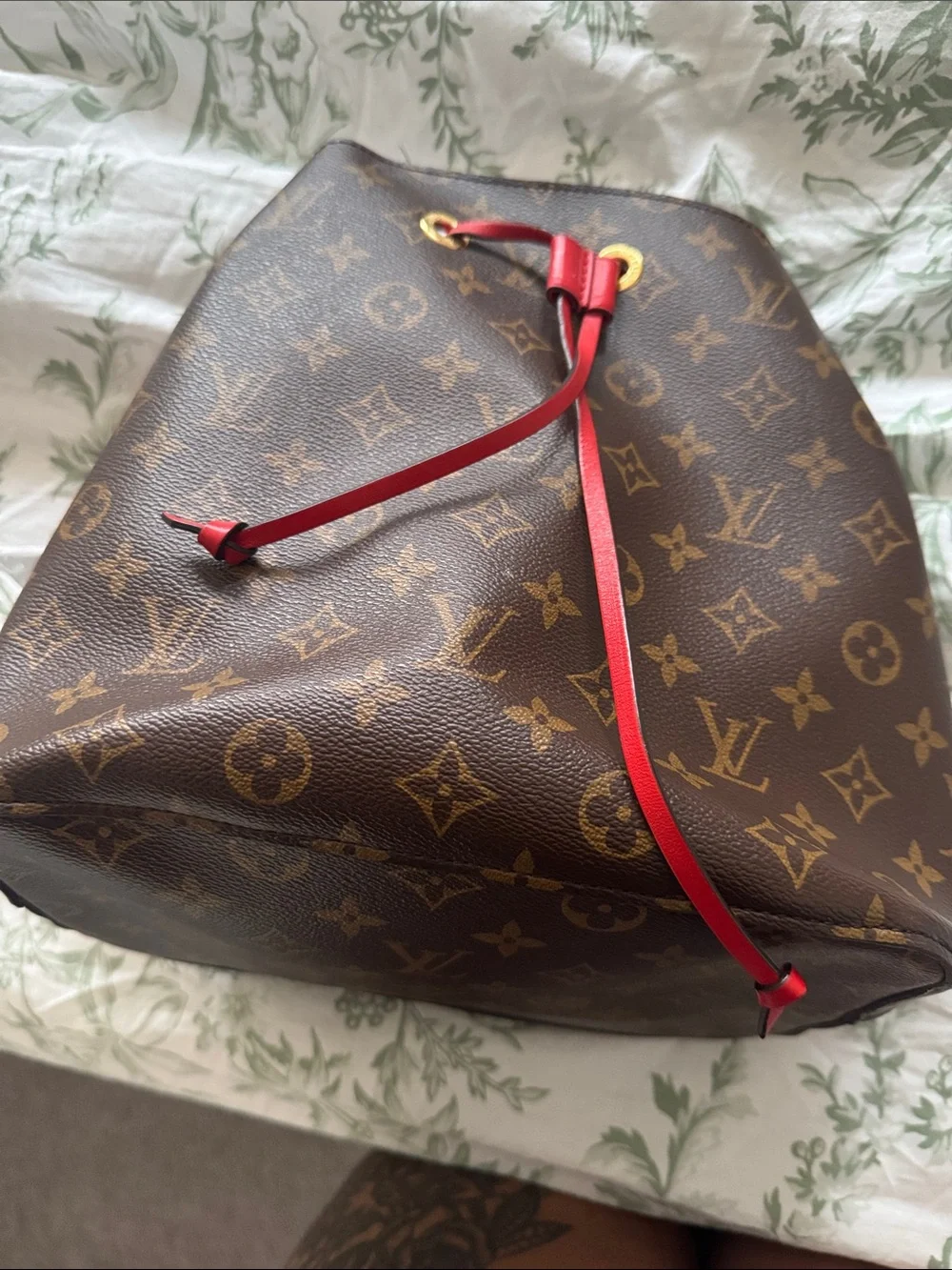 Louis Vuitton Monogram Canvas Bucket Bag - Brown/Gold Hardware